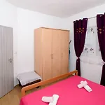 Apartmens Leona Задар